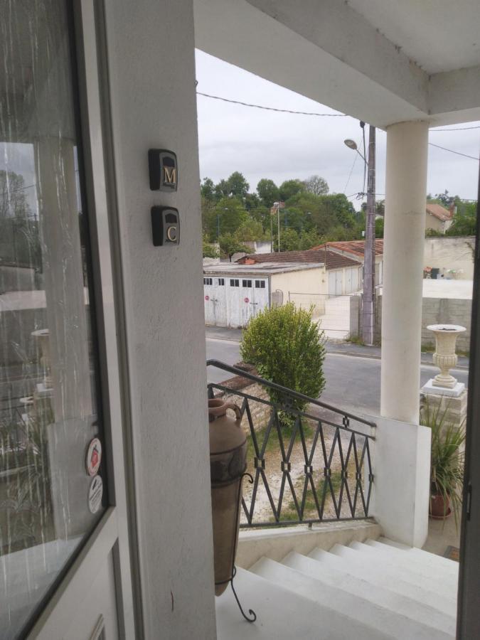 Chambre Cesar B&B- Au 1Er - Villa Chaumonty Périgueux Exteriér fotografie